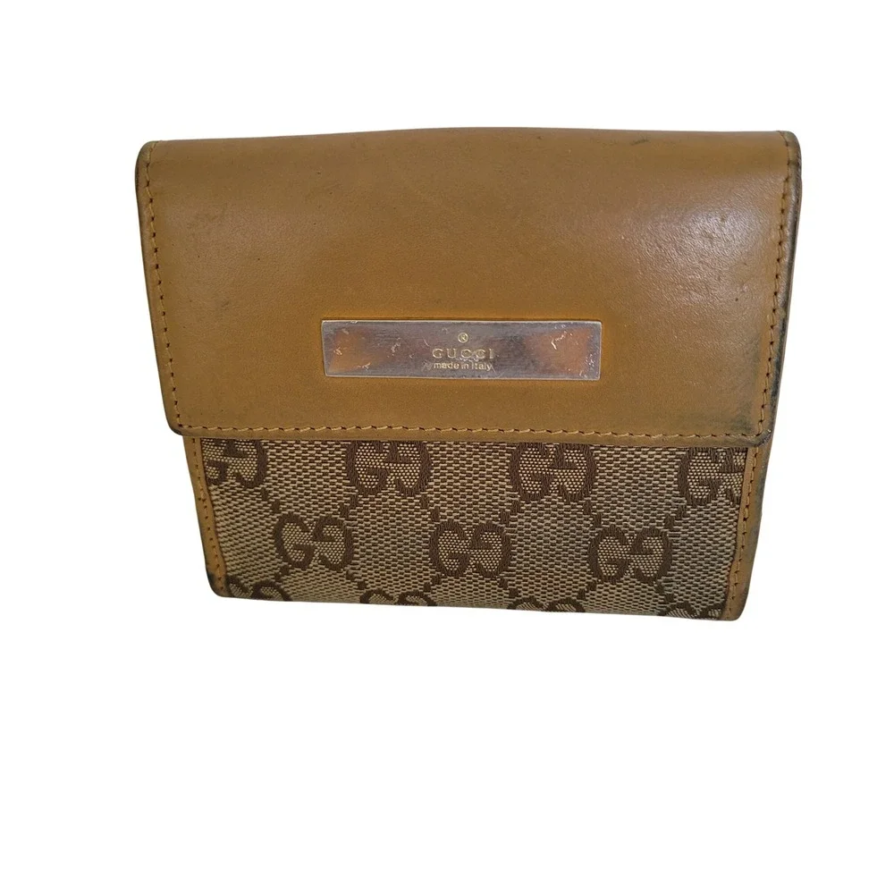 Gucci GG Canvas Bifold Compact Wallet Tan Leather Monogram 035-4463-2146 Vintage